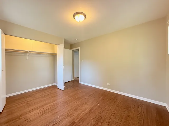 $307,000 | 1041 Coach Road, Homewood, IL 60430