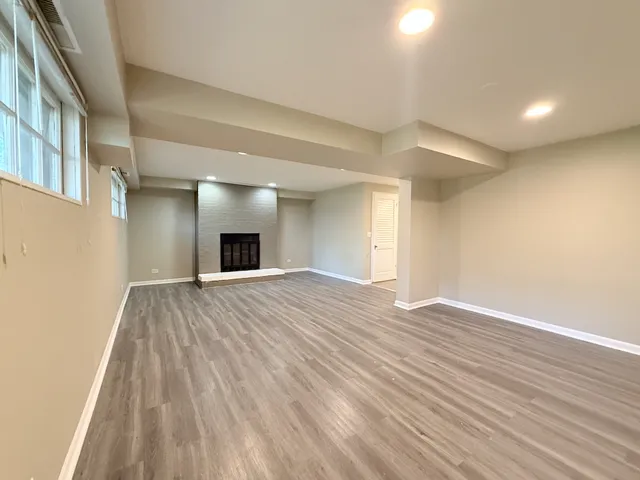 $307,000 | 1041 Coach Road, Homewood, IL 60430