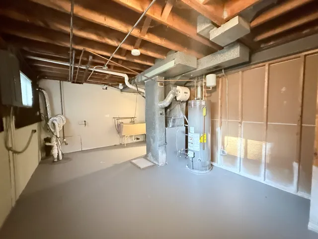 $307,000 | 1041 Coach Road, Homewood, IL 60430