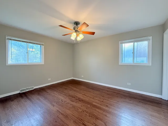 $307,000 | 1041 Coach Road, Homewood, IL 60430