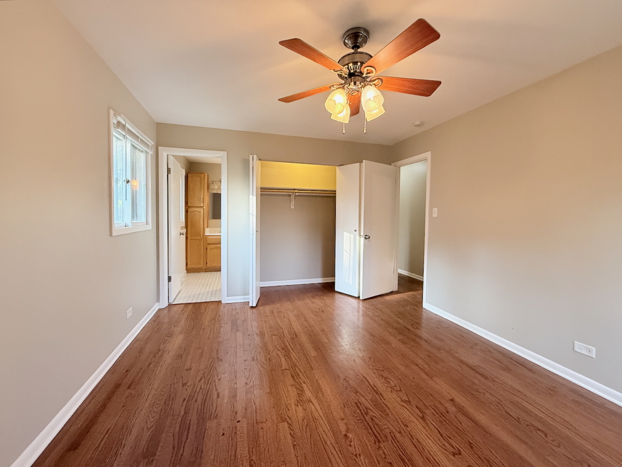 1041 Coach Road Homewood, IL 60430 - Photo 10 of 29