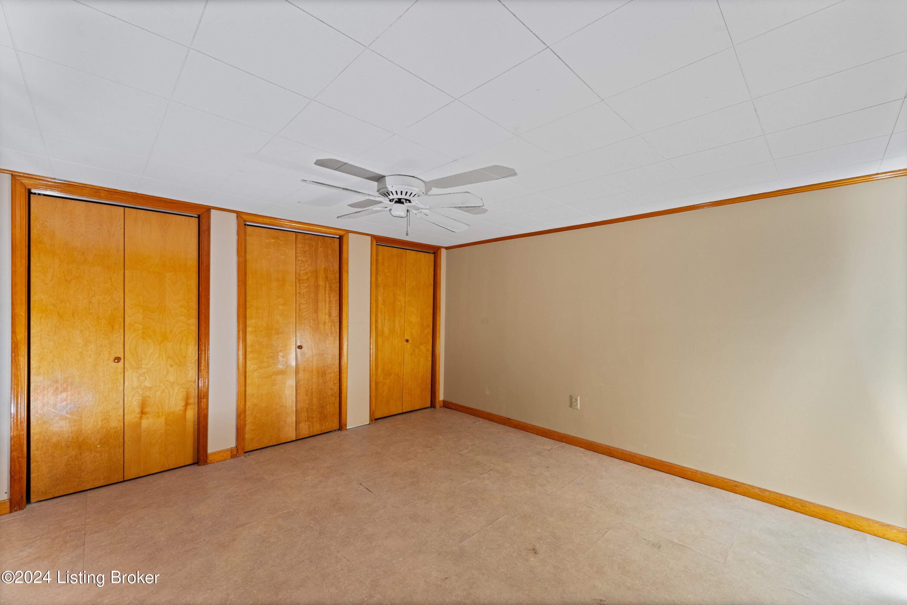 3833 Chatham Road Louisville, KY 40218 - Photo 27 of 35 _DSC4157