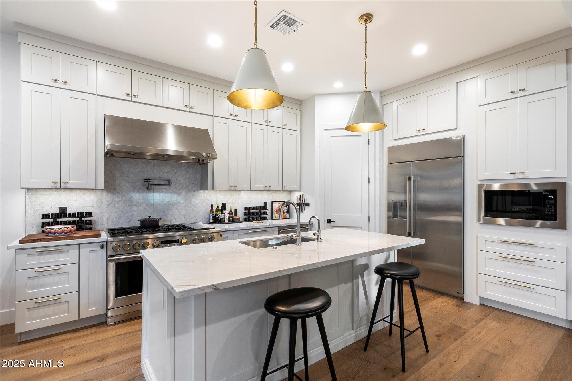 7240 North 13th Lane Phoenix, AZ 85021 - Photo 14 of 69 Kitchen