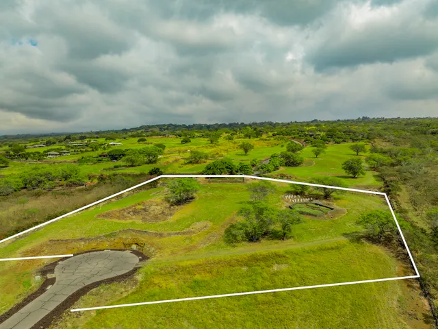 $895,000 | 81-375 Lot 255-a Kuiai Place, Captain Cook, HI 96704