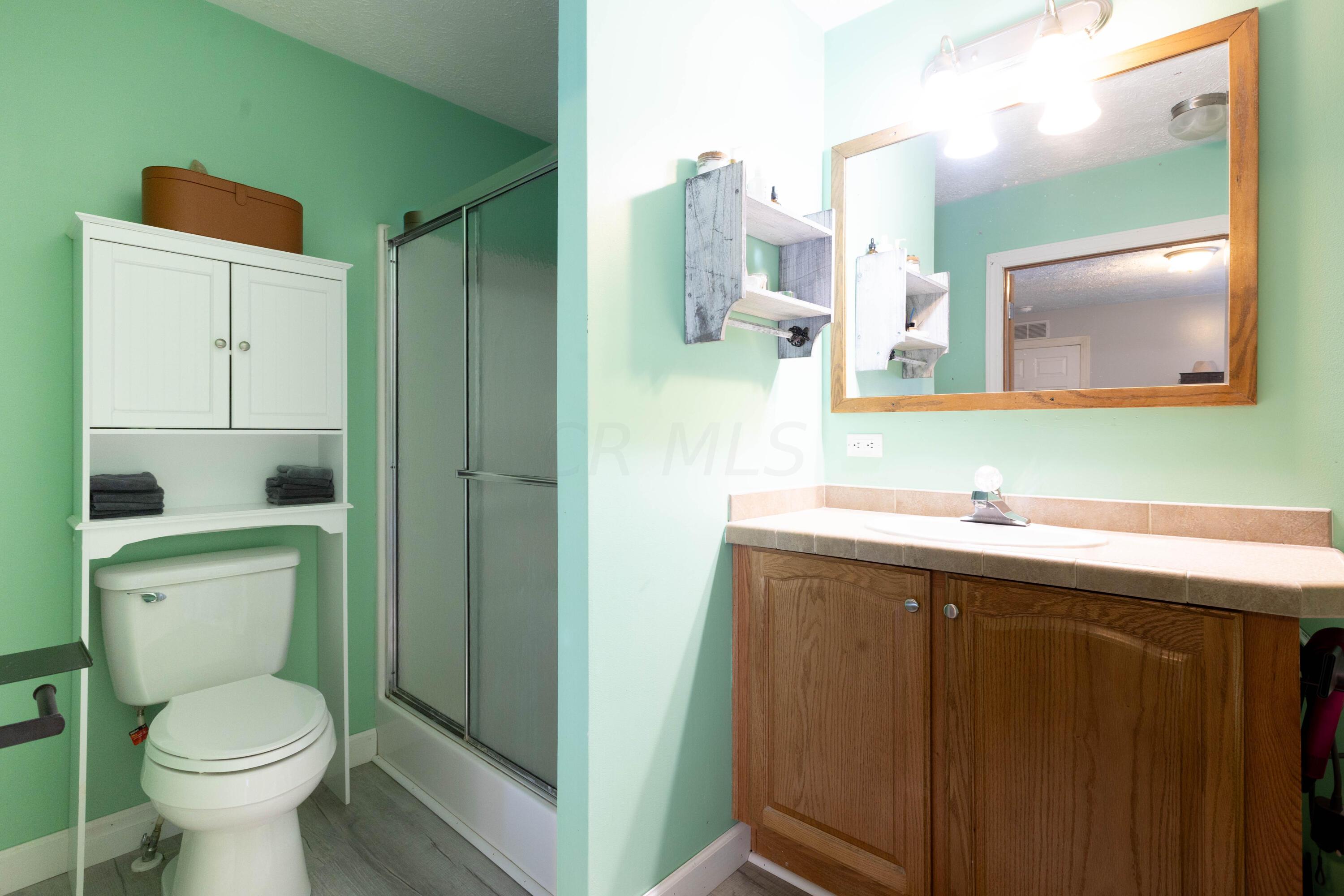 491 Limerick Road Jackson, OH 45640 - Photo 17 of 17 17. primary bath