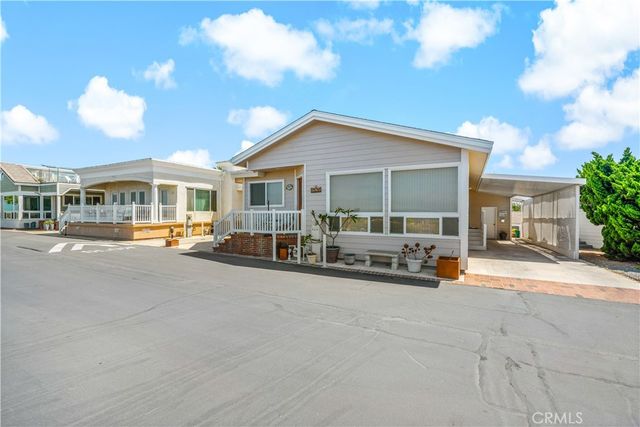 $1,600,000 | 6536 Oceanview Drive, Unit T, Carlsbad, CA 92011