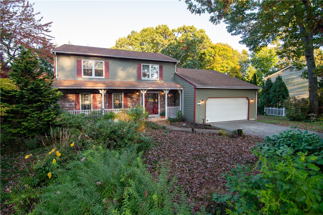 263 Olney Arnold Road Cranston, RI 02921 - Photo 2 of 49