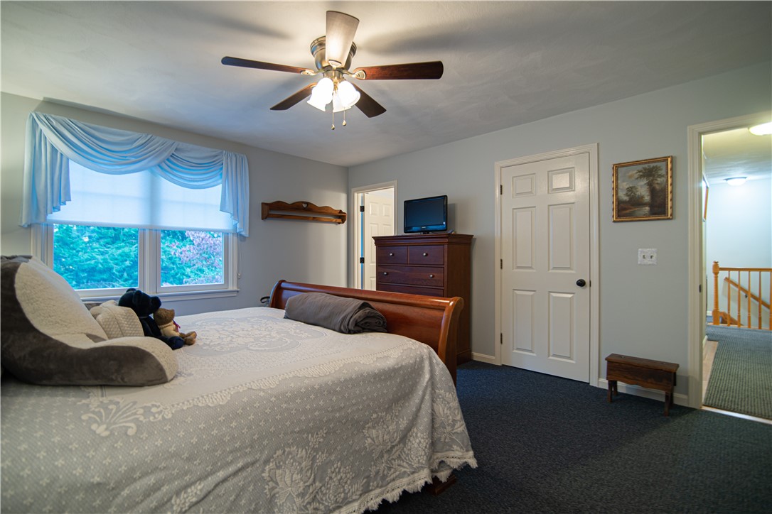 263 Olney Arnold Road Cranston, RI 02921 - Photo 28 of 49