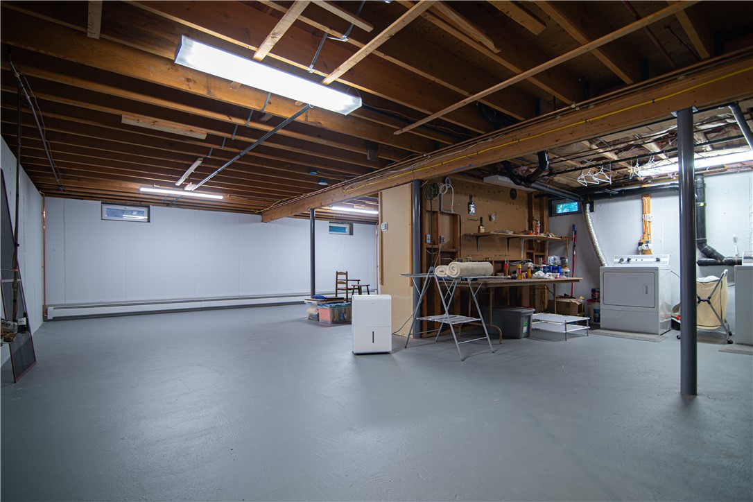 263 Olney Arnold Road Cranston, RI 02921 - Photo 35 of 49