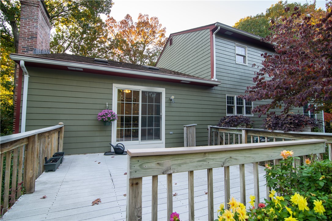 263 Olney Arnold Road Cranston, RI 02921 - Photo 42 of 49