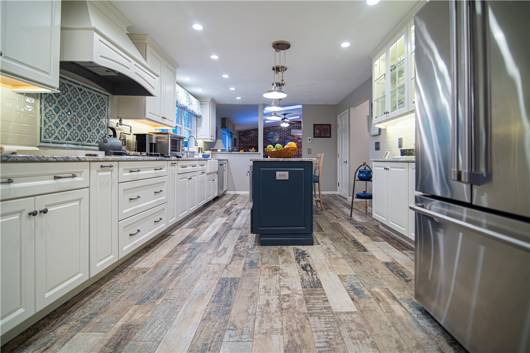 263 Olney Arnold Road Cranston, RI 02921 - Photo 10 of 49