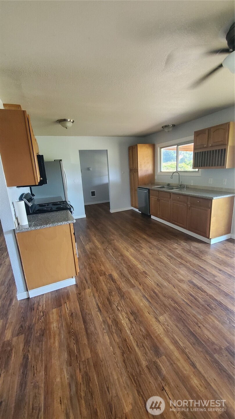 146 Godfrey Road Mossyrock, WA 98564 - Photo 7 of 7 Gallery Image 7