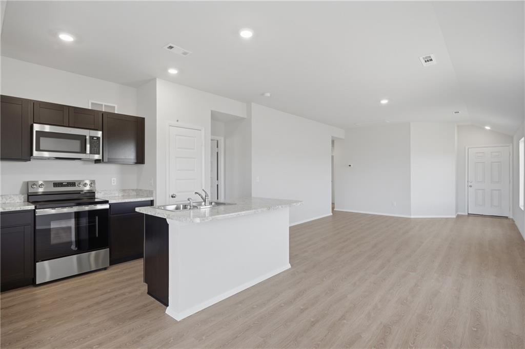 20763 Starside Street Edgerton, KS 66021 - Photo 7 of 23