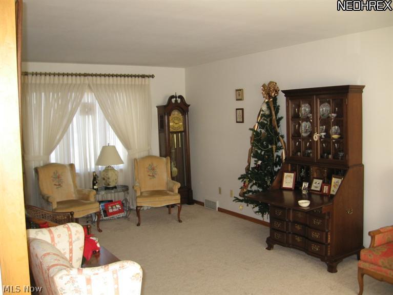 2145 Springfield Center Road Akron, OH 44312 - Photo 5 of 21 Gallery Image 5