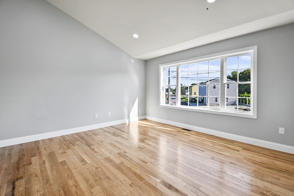 201 Napoleon Street Fall River, MA 02721 - Photo 28 of 35