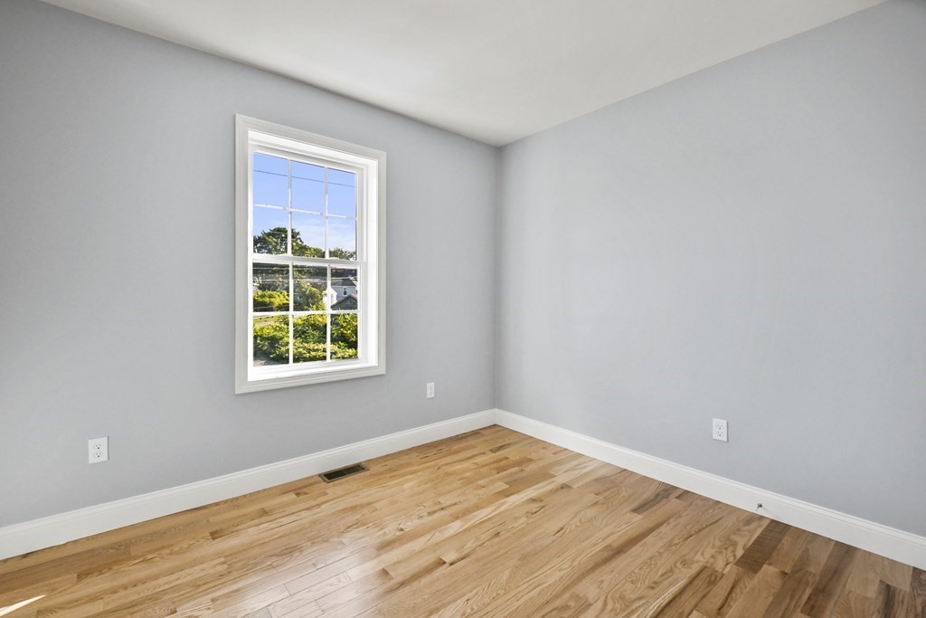 201 Napoleon Street Fall River, MA 02721 - Photo 10 of 35