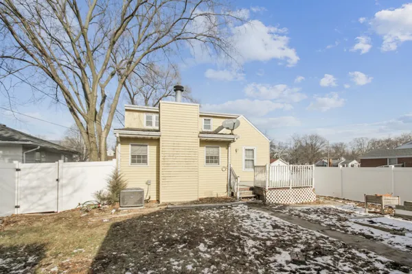 $185,000 | 3615 214th Street, Matteson, IL 60443