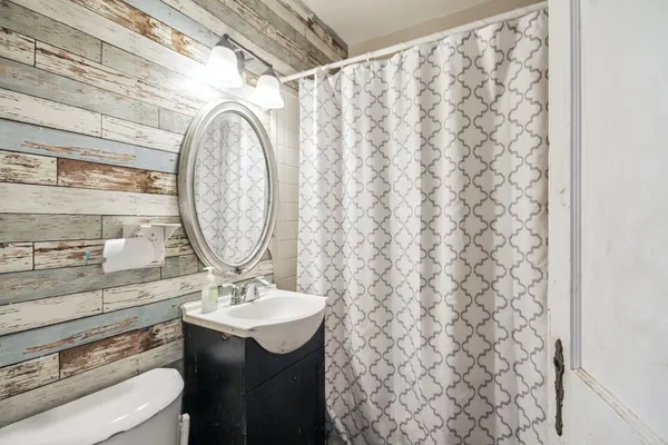 $185,000 | 3615 214th Street, Matteson, IL 60443