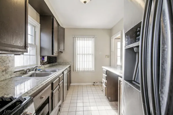 $185,000 | 3615 214th Street, Matteson, IL 60443