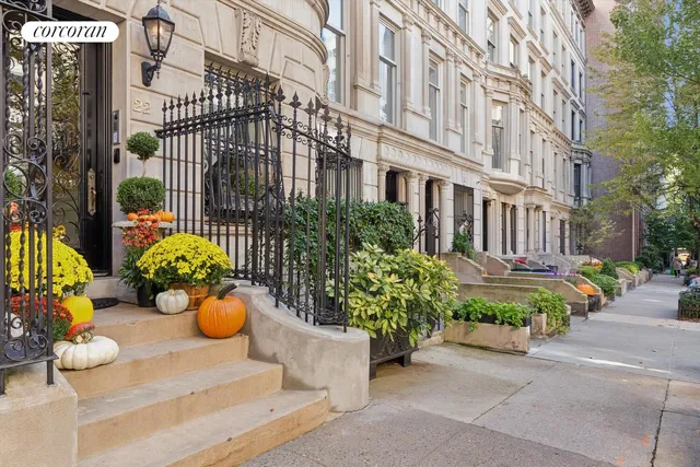$590,000 | 30 East 95th Street, Unit 4A | Upper East Side