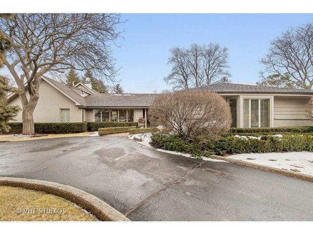 151 Wagner Road Northfield, IL 60093 - Photo 1 of 25