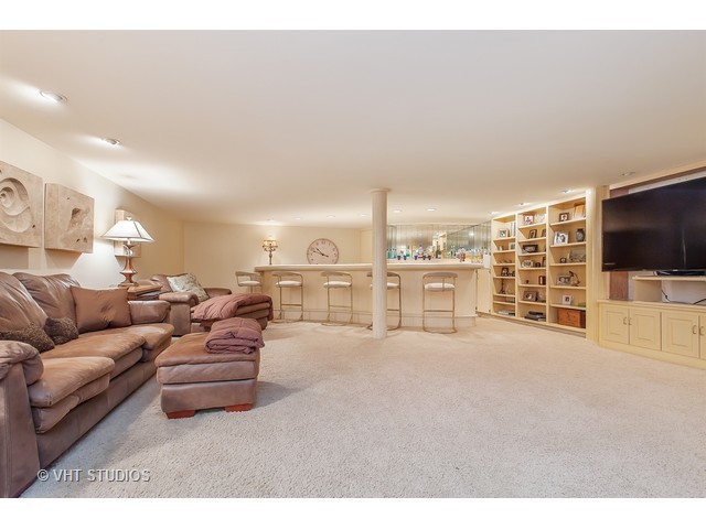 151 Wagner Road Northfield, IL 60093 - Photo 11 of 25