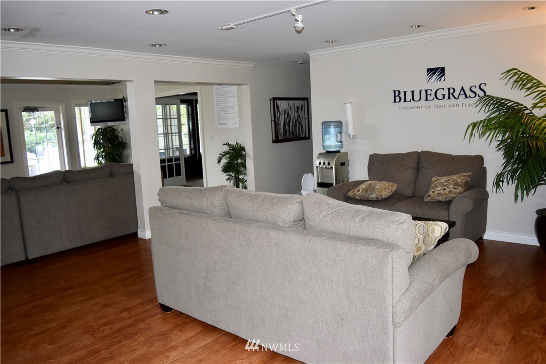12404 East Gibson Road, Unit D103 Everett, WA 98204 - Photo 14 of 20 Gallery Image 14