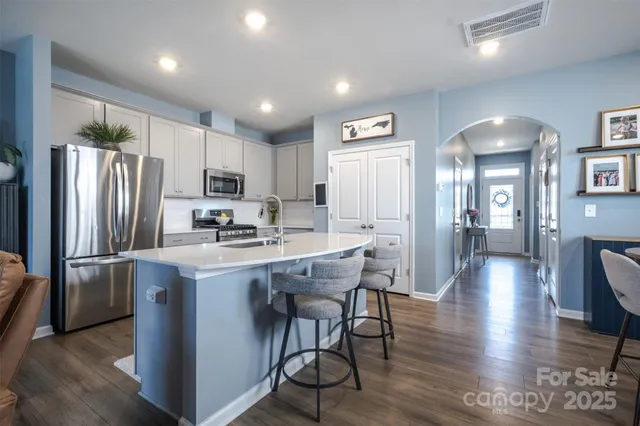 $384,900 | 5036 Moss Pine Way, Tega Cay, SC 29708