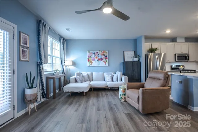 $384,900 | 5036 Moss Pine Way, Tega Cay, SC 29708