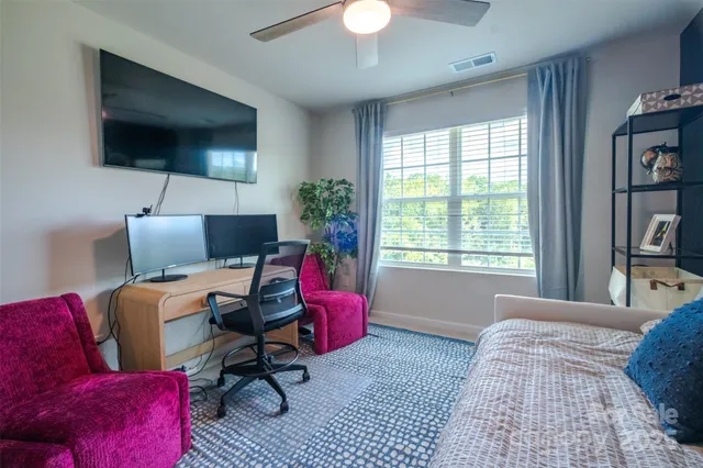 $384,900 | 5036 Moss Pine Way, Tega Cay, SC 29708