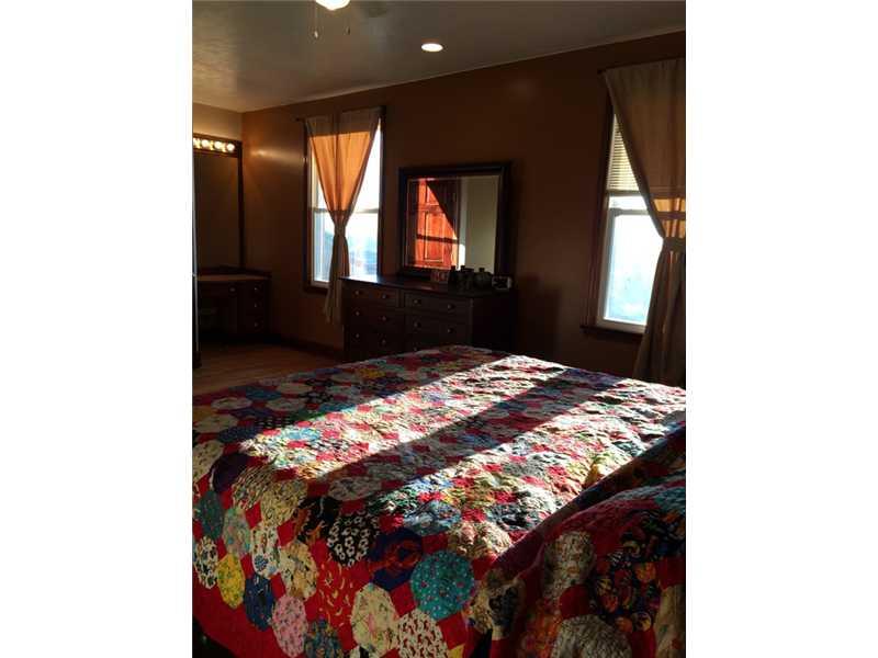 4132 Franklin Road Observatory Hill, PA 15214 - Photo 12 of 22 Master Bedroom.