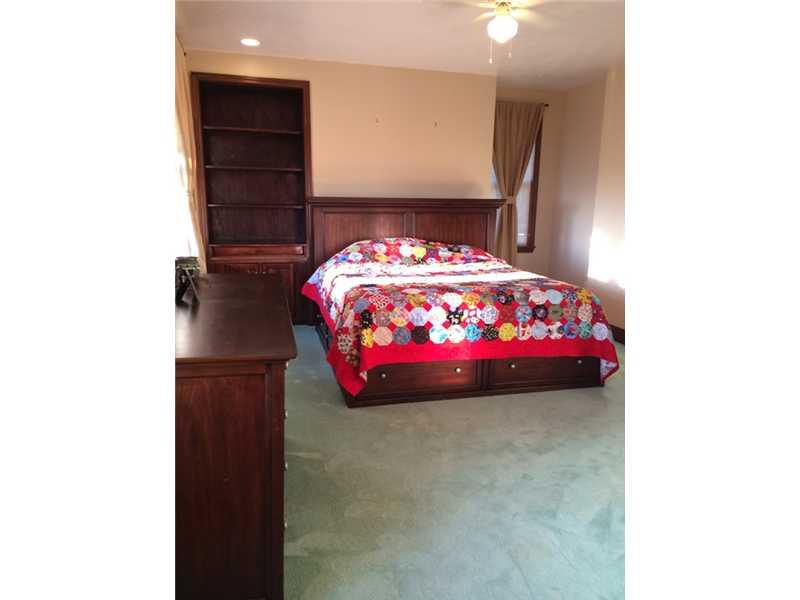 4132 Franklin Road Observatory Hill, PA 15214 - Photo 13 of 22 Master Bedroom.