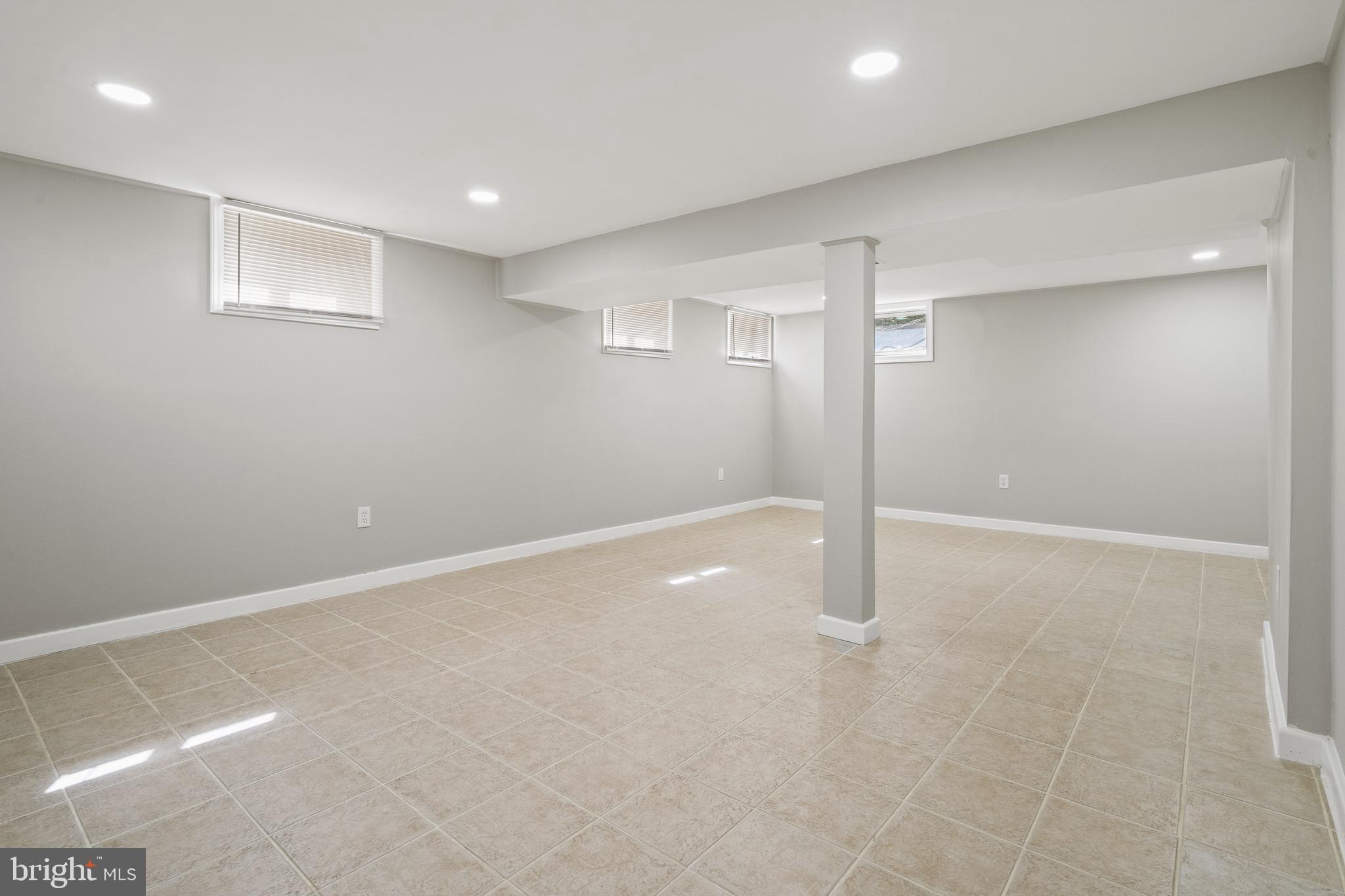 6122 Mantle Road Burke, VA 22015 - Photo 31 of 51 a view of an empty room