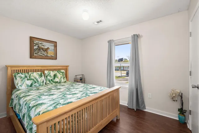 $260,000 | 100 Underbrush Court, Moncks Corner, SC 29461