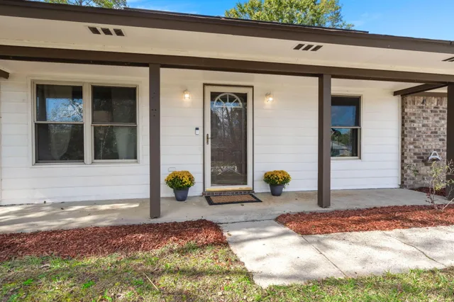 $260,000 | 100 Underbrush Court, Moncks Corner, SC 29461