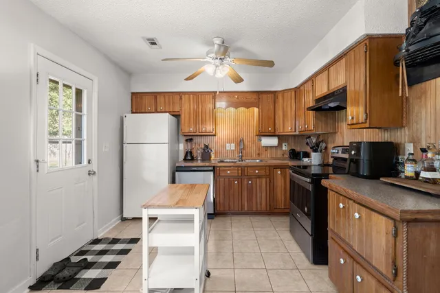 $260,000 | 100 Underbrush Court, Moncks Corner, SC 29461