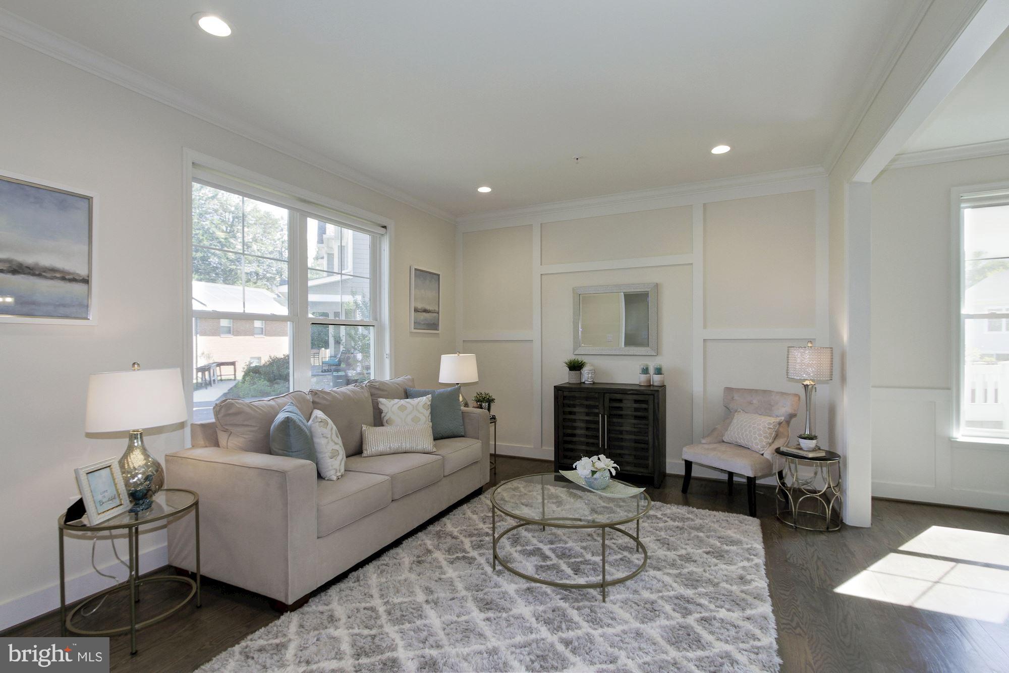 9310 Greyrock Road Silver Spring, MD 20910 - Photo 22 of 146 Living Room
