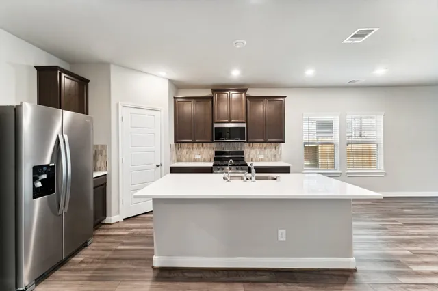 $2,700 | 4322 Pale Fox Lane, Katy, TX 77493