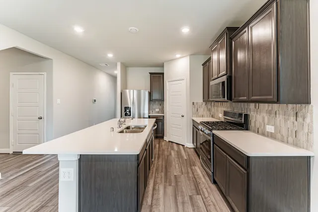 $2,700 | 4322 Pale Fox Lane, Katy, TX 77493