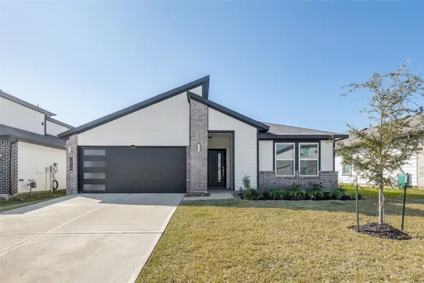 $2,125 | 14219 Kings Canyon Lane, Conroe, TX 77384