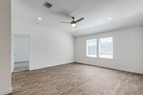 $2,125 | 14219 Kings Canyon Lane, Conroe, TX 77384