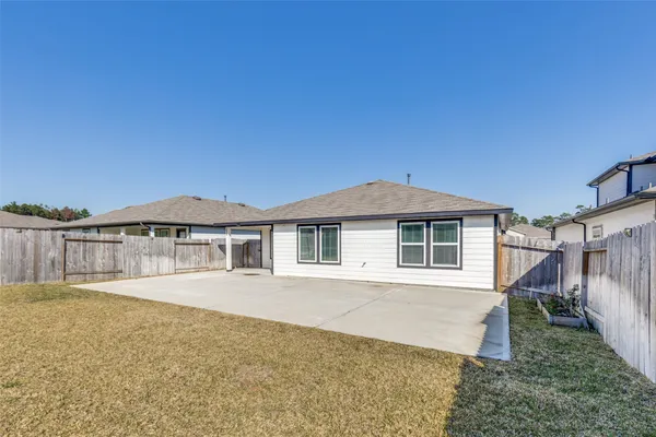 $2,125 | 14219 Kings Canyon Lane, Conroe, TX 77384