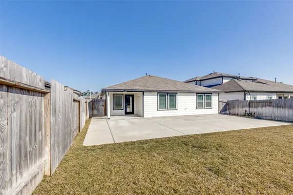 $2,125 | 14219 Kings Canyon Lane, Conroe, TX 77384
