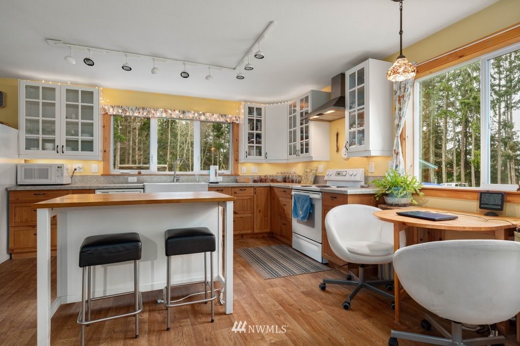 700 South Edmonds Road Coupeville, WA 98239 - Photo 11 of 35 Gallery Image 11