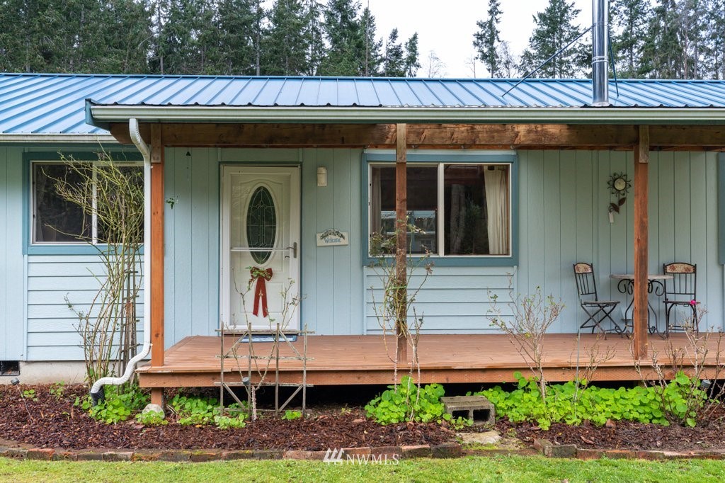 700 South Edmonds Road Coupeville, WA 98239 - Photo 4 of 35 Gallery Image 4