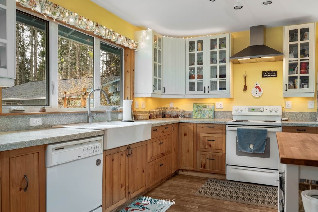 700 South Edmonds Road Coupeville, WA 98239 - Photo 8 of 35 Gallery Image 8