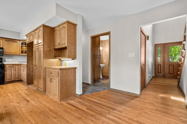 $860,000 | 212 Apple Blossom Lane, Manitowoc, WI 54220