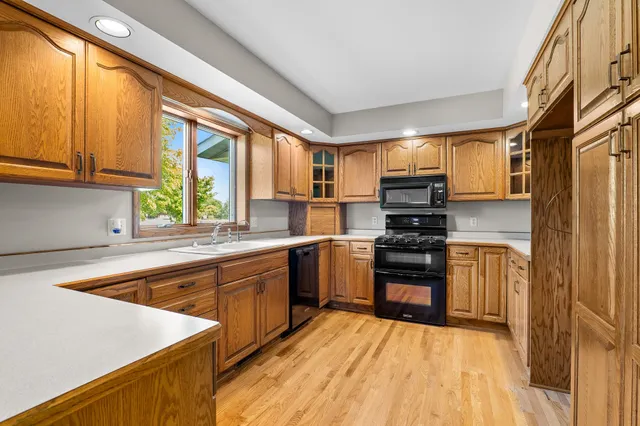 $860,000 | 212 Apple Blossom Lane, Manitowoc, WI 54220