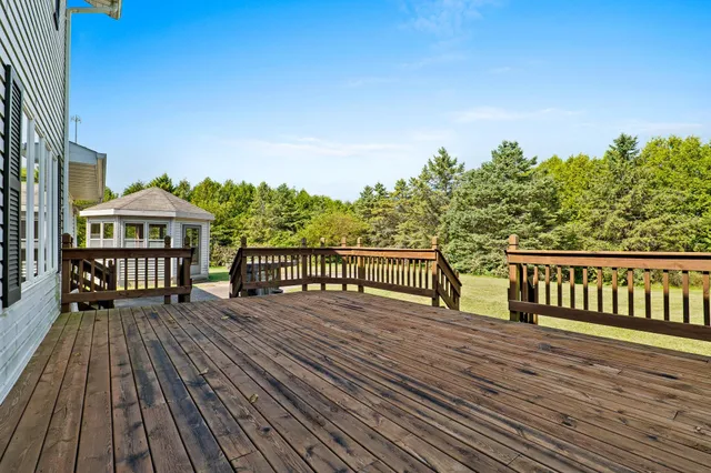 $860,000 | 212 Apple Blossom Lane, Manitowoc, WI 54220