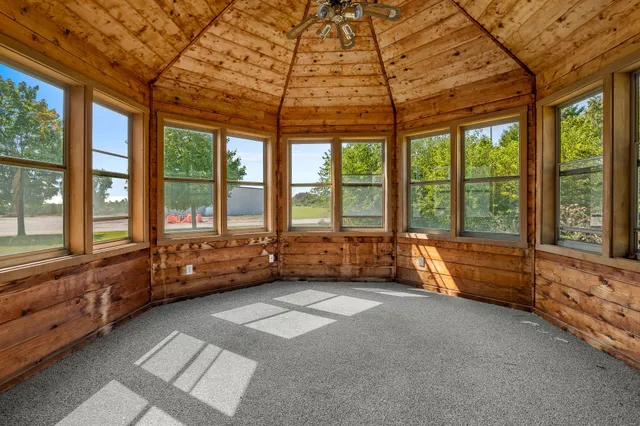 $860,000 | 212 Apple Blossom Lane, Manitowoc, WI 54220